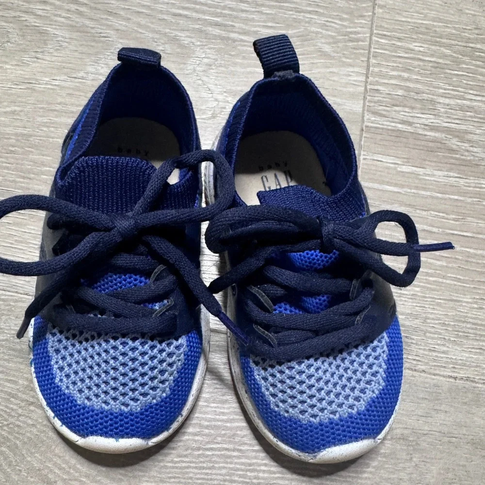 Baby Gap Blue Knit Mesh Lace Up Sneakers Speckled Sole 12-18 Months